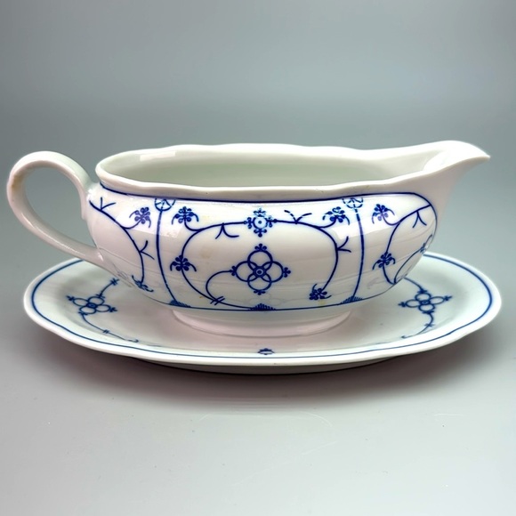 Vintage Winterling Bavaria Gravy Boat - Picture 2 of 11